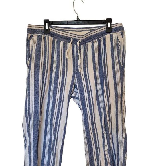 **SOLD** - Picture 6 of 9